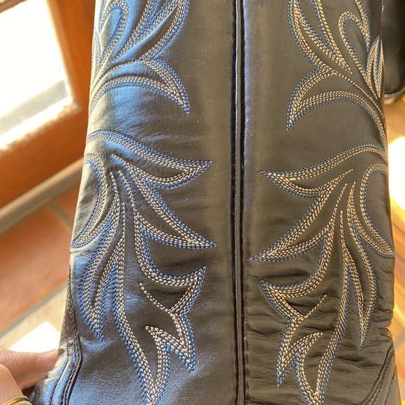 🎉NEW‼️ BILTRITE BLACK EMBROIDERED COWGIRL BOOTS‼️ - Picture 14 of 16